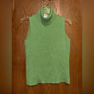 Chicos sz 2 Turtleneck Sleeveless Top Chartreuse Silk Blend rib stretch 12x15x25